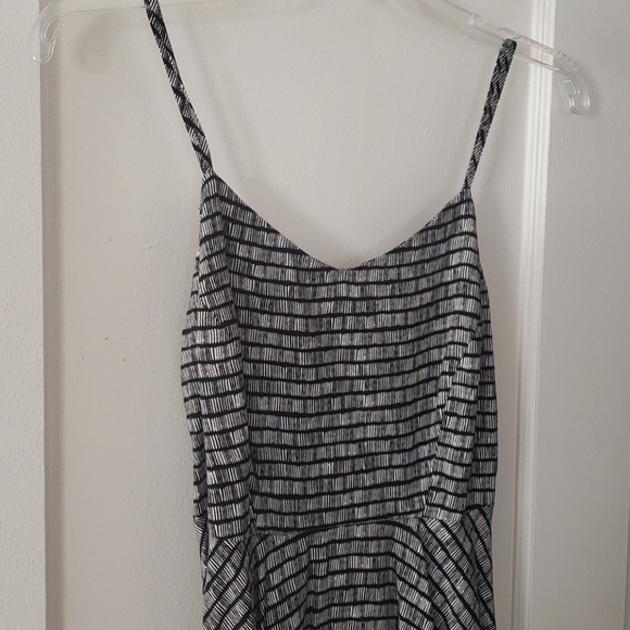 Old navy tank dress - Picture 2 of 3